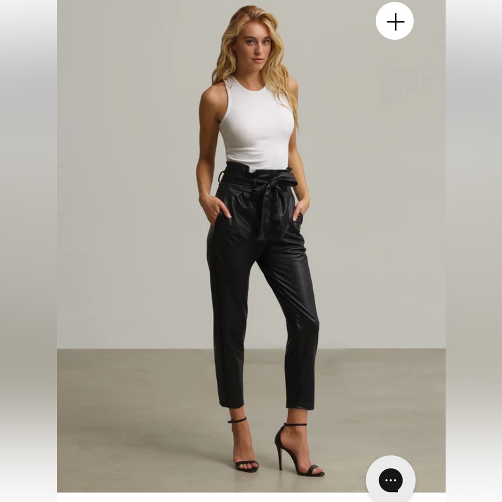 NWOT Commando Faux Leather Paper Bag Pant SLG451
